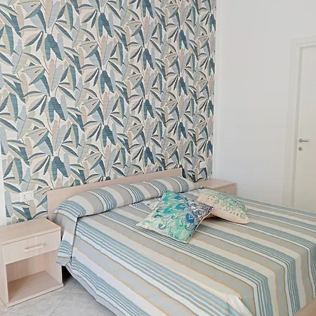 Victoria Apartment